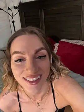 BrattyBae xo online show from 03.09.25