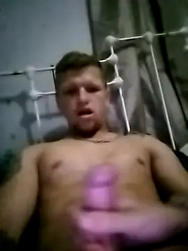 Bentley9825 online show from 03.25.26