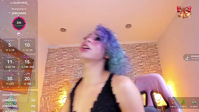 Snapshot of Giorgina_Parado chatting on 12.19.24 Giorgina Parado online show from 12.19.24