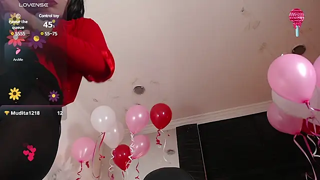 Snapshot of Giorgina_Parado chatting on 02.14.25 Giorgina Parado online show from 02.14.25