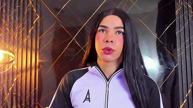 Snapshot of Giorgina_Parado chatting on 09.17.25 Giorgina Parado online show from 09.17.25