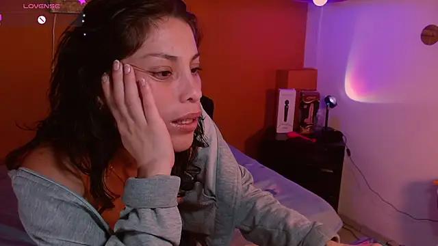 Snapshot of KokoAndRin chatting on 01.18.25 KokoAndRin online show from 01.18.25