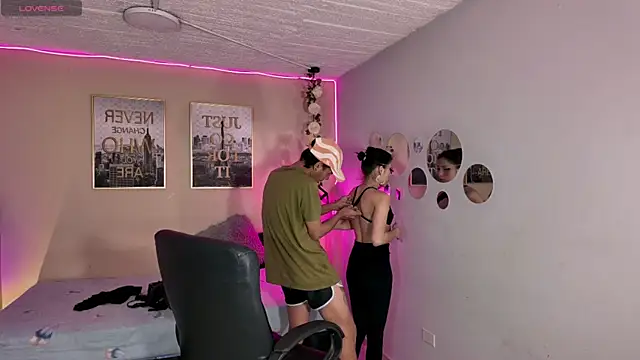 Snapshot of KokoAndRin chatting on 01.30.25 KokoAndRin online show from 01.30.25