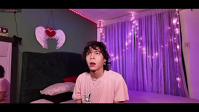 Snapshot of KokoAndRin chatting on 11.09.25 KokoAndRin online show from 11.09.25