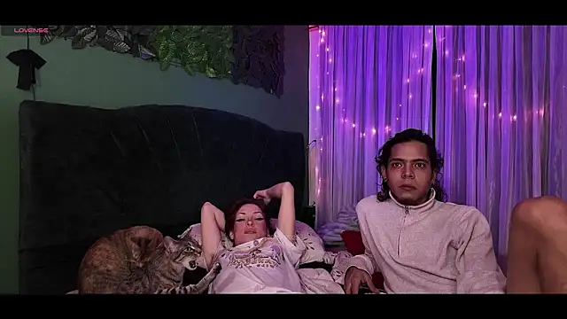 Snapshot of KokoAndRin chatting on 11.20.25 KokoAndRin online show from 11.20.25