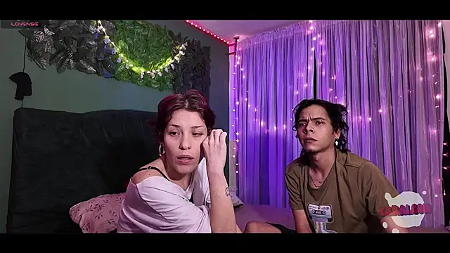 Snapshot of KokoAndRin chatting on 11.28.25 KokoAndRin online show from 11.28.25