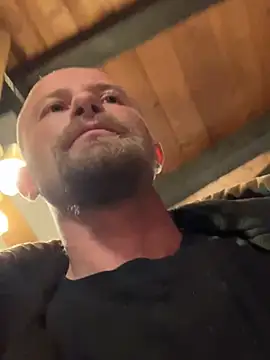 BIGWHITECOCKDOC36 online show from 01.14.25