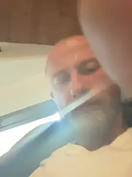 BIGWHITECOCKDOC36 online show from 01.23.25