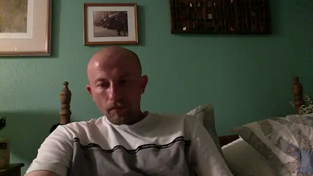 BIGWHITECOCKDOC36 online show from 10.19.25