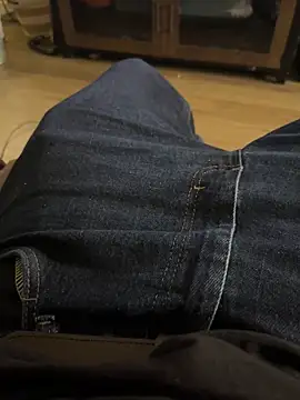 BIGWHITECOCKDOC36 online show from 10.20.25