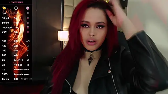 EvaaFoxxy1 online show from 01.31.25