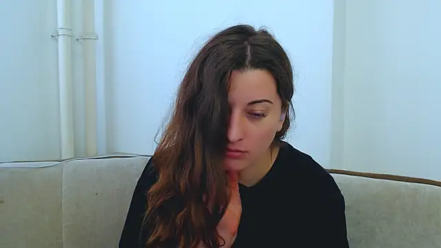 Helen Adams  online show from 02.06.25