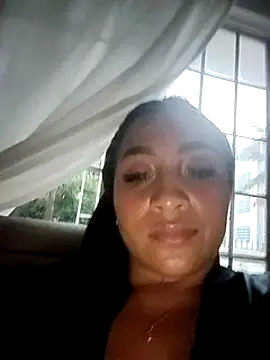 Snapshot of KateVenegas chatting on 02.28.25 KateVenegas online show from 02.28.25
