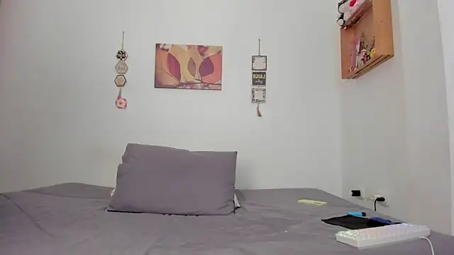 its me miley online show from 04.24.26