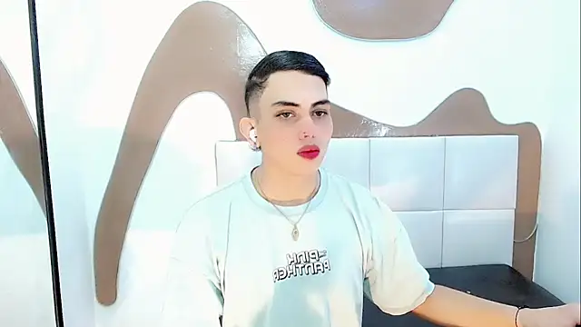 Daniela Pink  online show from 04.09.26