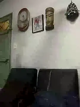 Snapshot of FabiQuilmes chatting on 01.28.25 FabiQuilmes online show from 01.28.25