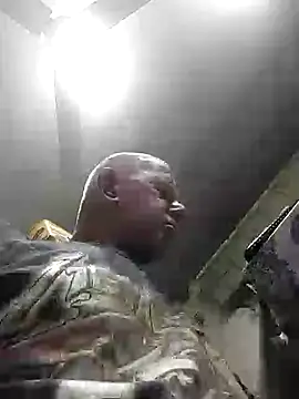 Snapshot of FabiQuilmes chatting on 10.24.25 FabiQuilmes online show from 10.24.25