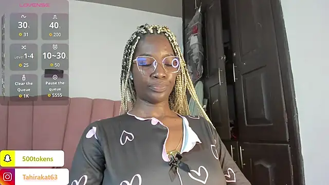 Tahira 21  online show from 07.21.26