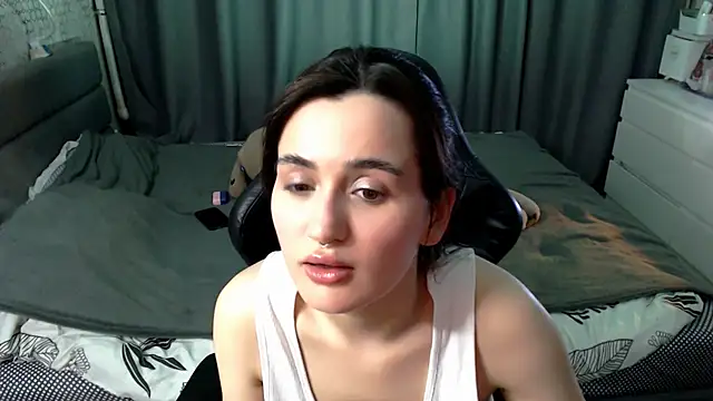 KiraYammy online show from 02.08.26