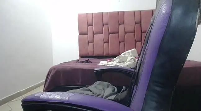 barbara anal squirt  online show from 02.14.25