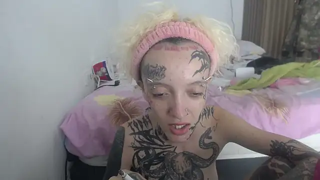 Snapshot of barbara_anal_squirt_ chatting on 04.08.26 barbara anal squirt online show from 04.08.26