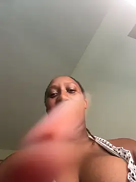 CarlaBeckky online show from 11.02.25