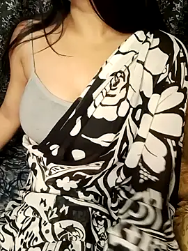 Snapshot of shuhana_ chatting on 01.30.25 shuhana online show from 01.30.25