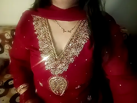 shuhana  online show from 10.12.25