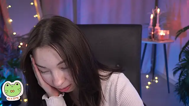Sarah Son online show from 02.10.25