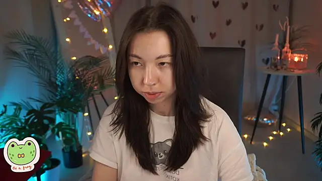 Sarah Son online show from 02.16.25