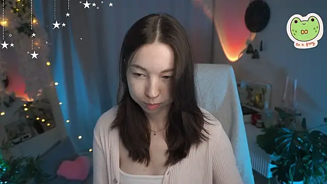 Sarah Son online show from 09.17.25