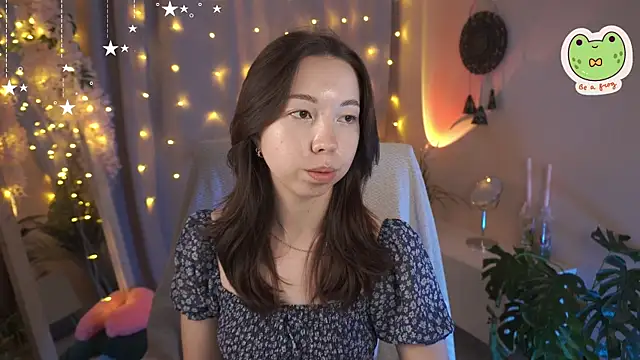 Sarah Son online show from 09.30.25