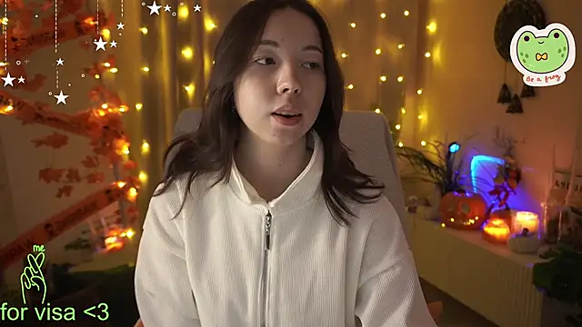 Sarah Son online show from 10.21.25