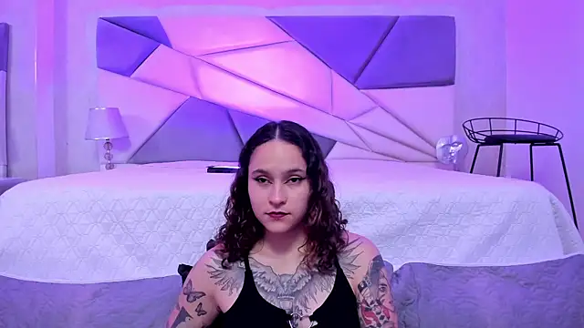 AnnyThompson  online show from 01.26.25