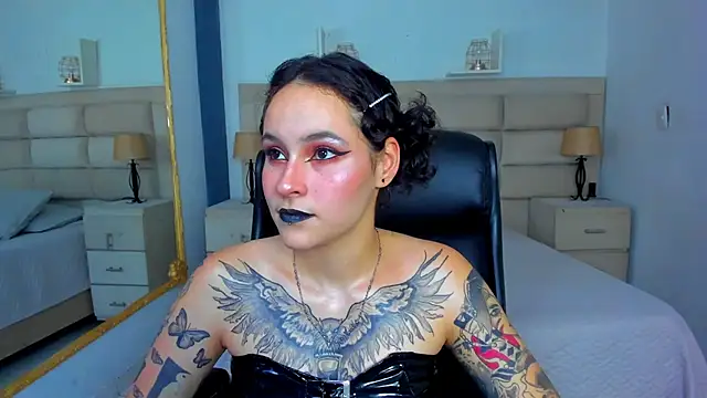 AnnyThompson  online show from 09.24.25