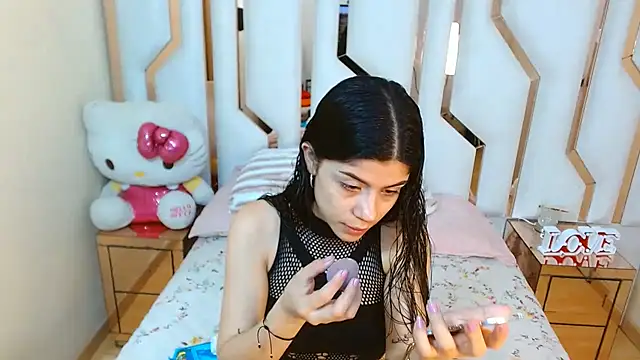 TifanyChill online show from 02.13.26