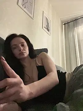 Snapshot of Kristis43 chatting on 02.11.26 Kristis43 online show from 02.11.26