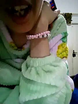 Snapshot of altinya chatting on 03.16.25 altinya online show from 03.16.25