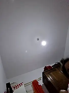 Snapshot of altinya chatting on 09.30.25 altinya online show from 09.30.25