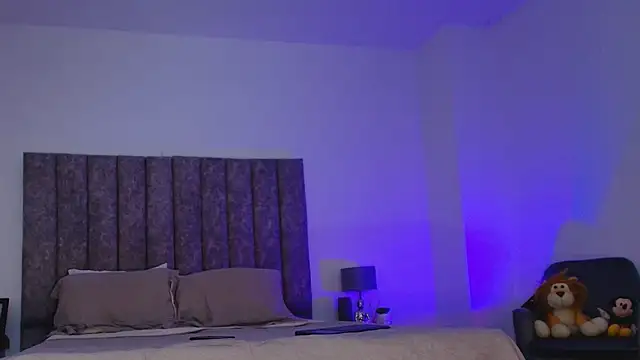 milaivanova online show from 09.19.25