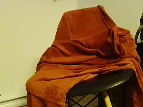 L0cKyseven77 online show from 02.17.25