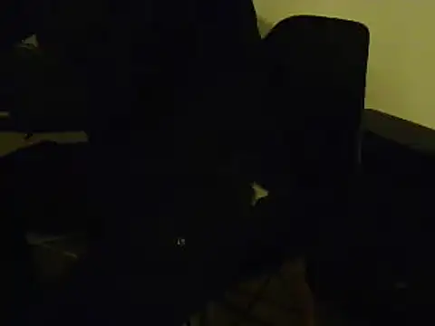 L0cKyseven77 online show from 02.21.25