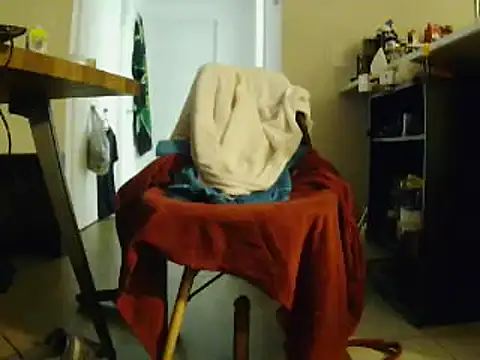 L0cKyseven77 online show from 02.23.25