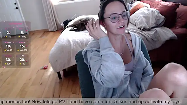 Plantbabeee online show from 02.12.26