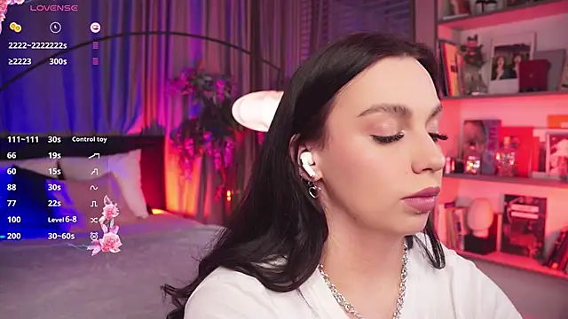 LunaNight online show from 02.02.25