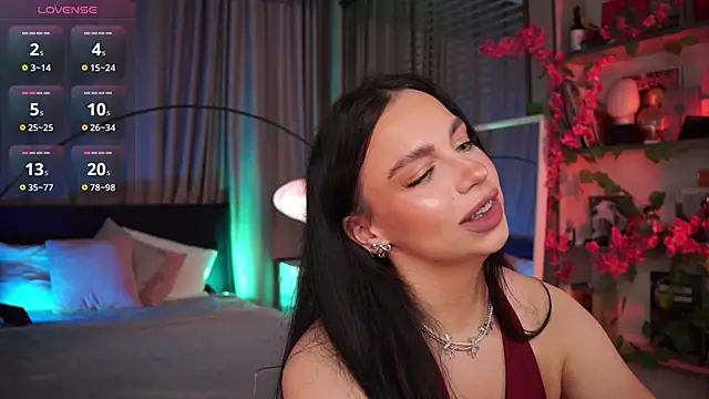 LunaNight online show from 09.21.25