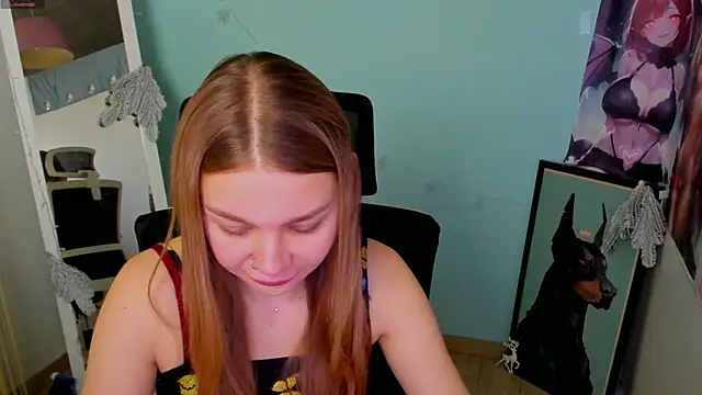 Molly sweetie online show from 12.28.24