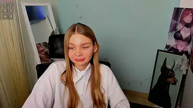 Molly sweetie online show from 01.04.25