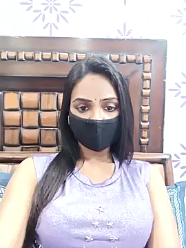 Snapshot of Yours-Bebo chatting on 03.18.25 Yours-Bebo online show from 03.18.25