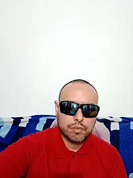 Snapshot of ElSunEagle chatting on 05.18.26 ElSunEagle online show from 05.18.26
